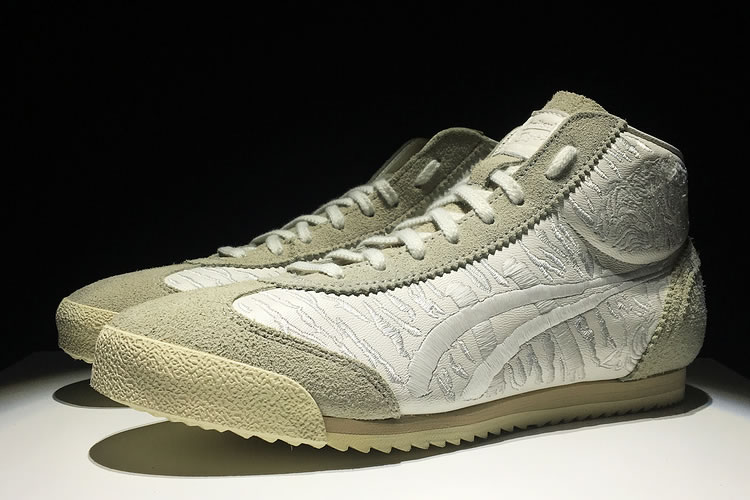 Onitsuka Tiger Deluxe TH6S1K-0101 Mid Runner Shoes - Click Image to Close