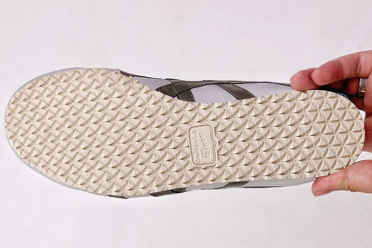 (White/ Brown) Onitsuka Tiger Mexico 66 Shoes
