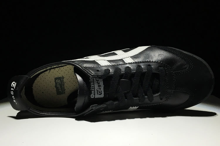 (Black/ White) Mexico 66 Classic Shoes