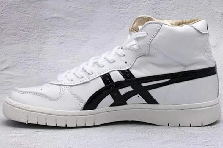 (White/ Black) Mid Runner (Japan) Shoes - Click Image to Close