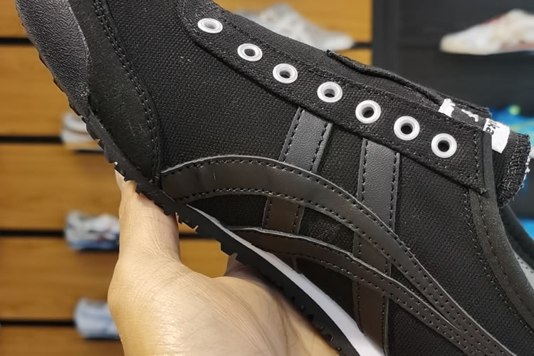(Black/ Black) Mexico 66 Slip On Shoes