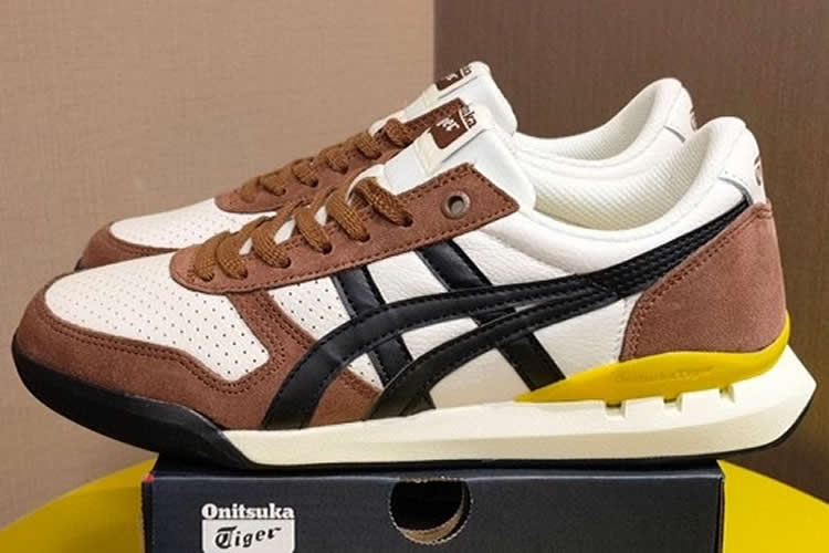 (Birch/ Black) Onitsuka Tiger Ultimate 81 EX Shoes - Click Image to Close