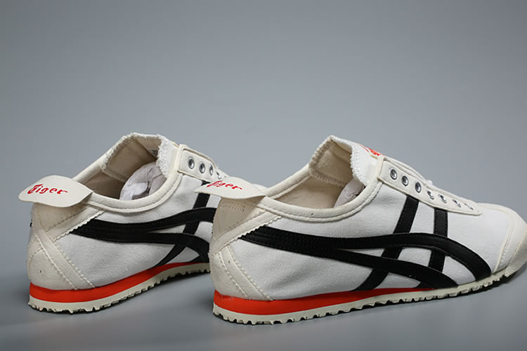 Onitsuka Tiger Slip On (Cream/ Black 