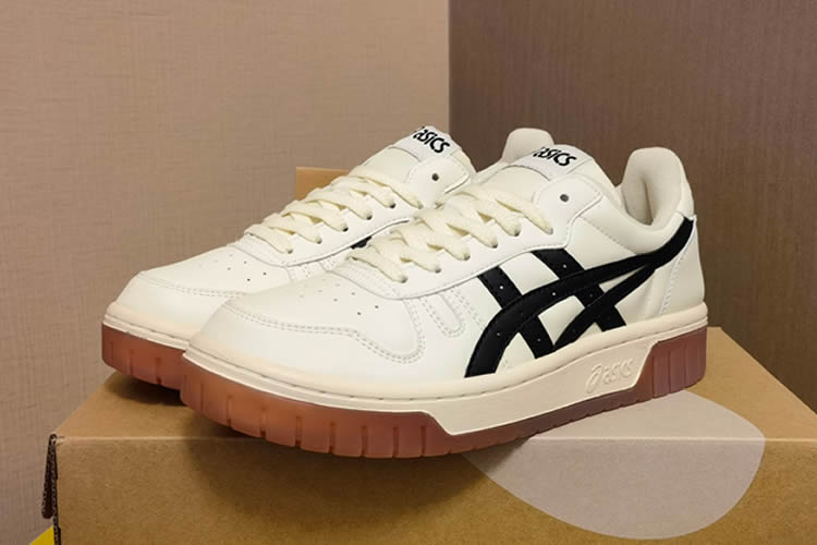 ASICS Court MZ (Beige/ Black) Shoes