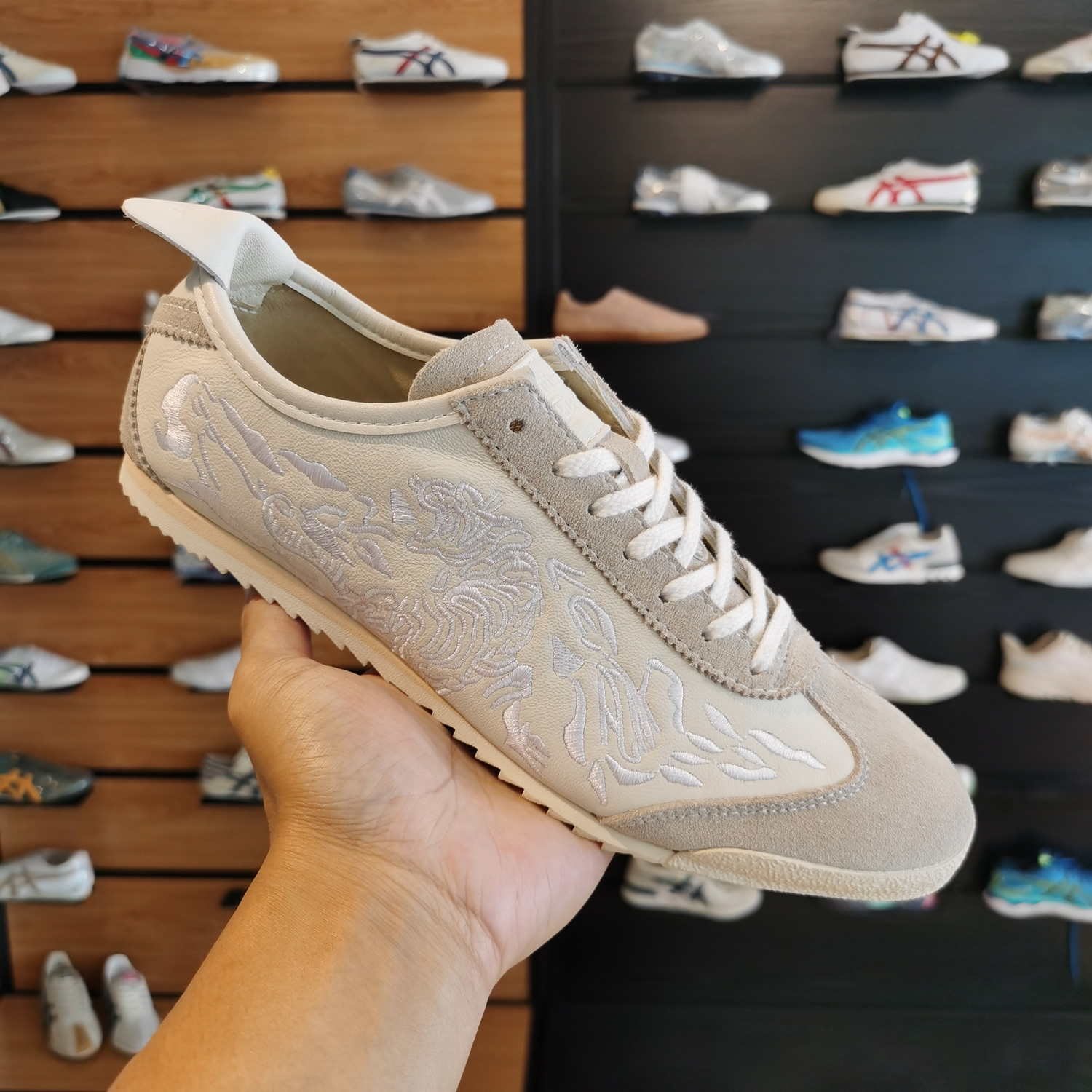 Mexico Deluxe Nippon Made Isetan Shinjuku Low-Top Unisex Shoes