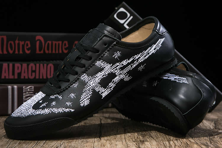 (Black/ White) Mexico 66 DELUXE D8D3L.9001 Shoes - Click Image to Close