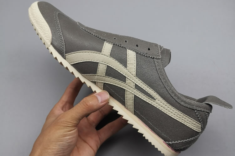 Onitsuka Tiger Deluxe THL504 SLIP ON Shoes (Grey/ Beige)