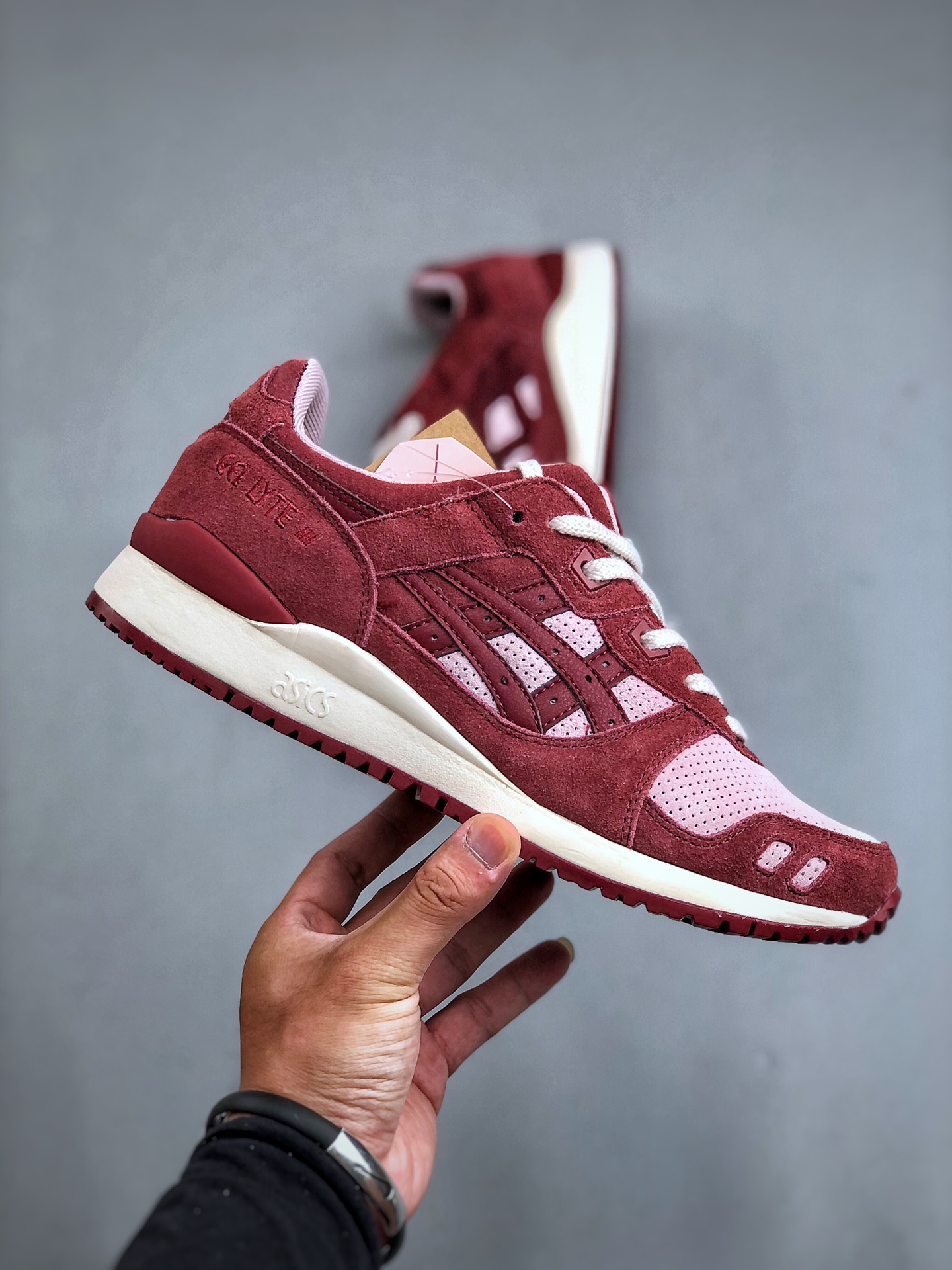 ASICS GEL LYTE III OG (Watershed Rose/ Beet Red) Running Shoes