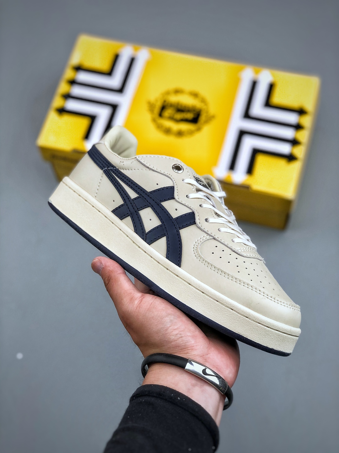 (Oatmeal/ Peacoat) GSM SD Shoes