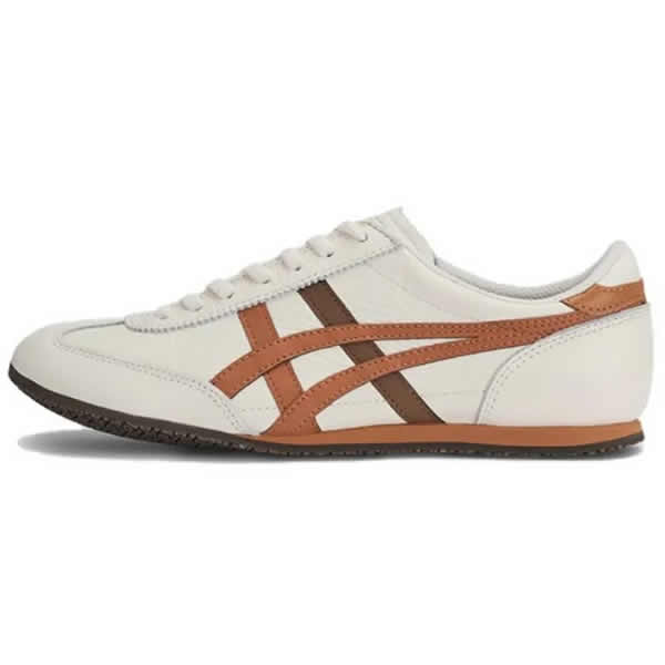 (Cream/ Rust Orange) Machu Racer Shoes