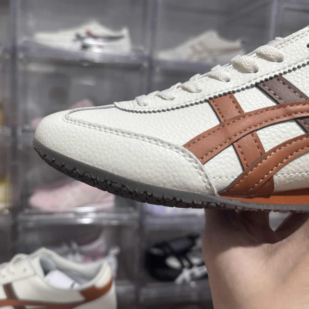 (Cream/ Rust Orange) Machu Racer Shoes