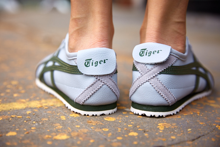 Onitsuka Tiger 'Mid Grey/ Pine Tree' Mexico 66 Shoes