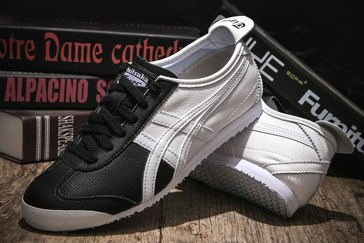 (White/ Black) Onitsuka Tiger Mexico 66 Shoes