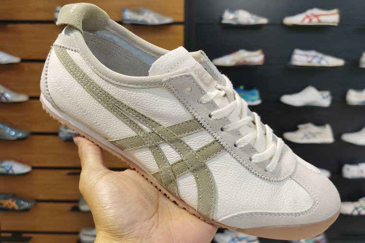 Onitsuka Tiger MEXICO 66 | Unisex Shoes by ONITSUKA TIGER