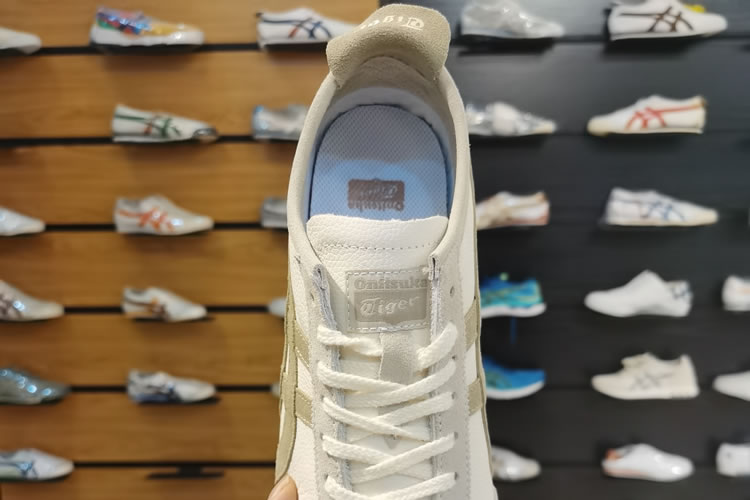 Onitsuka Tiger (Milky/ khaki) Mexico 66 New Shoes