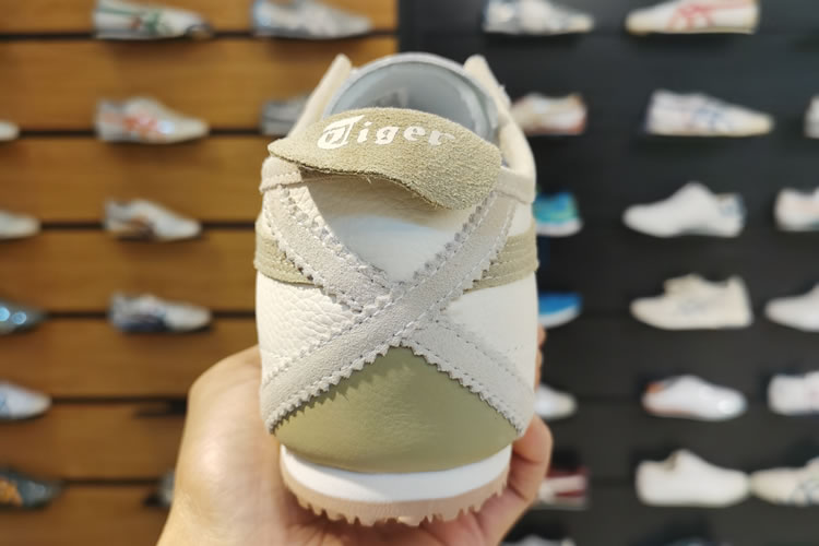 Onitsuka Tiger (Milky/ khaki) Mexico 66 New Shoes