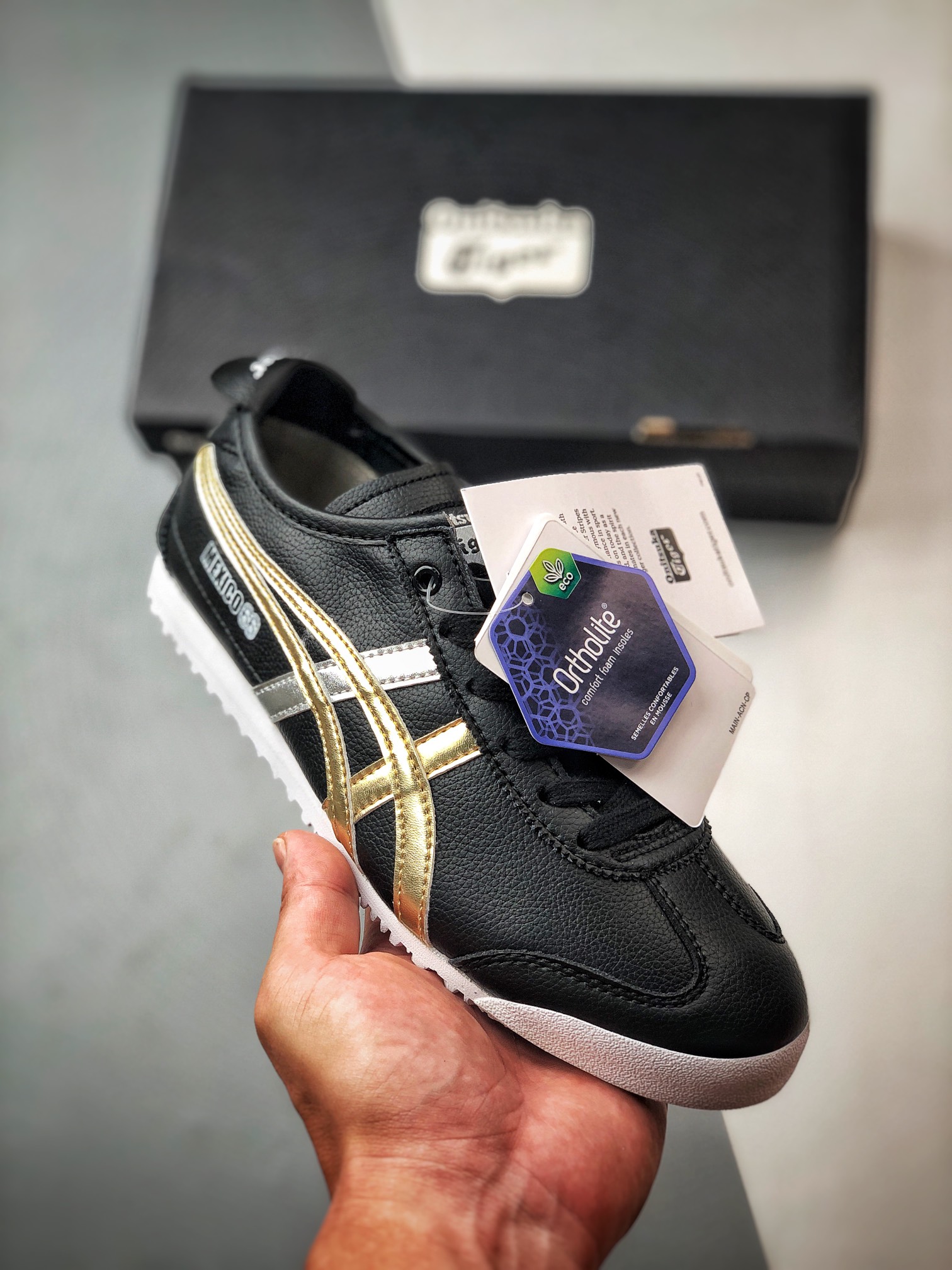 Onitsuka Tiger Mexico 66 (Black/ Gold/ Silver) Shoes - Click Image to Close