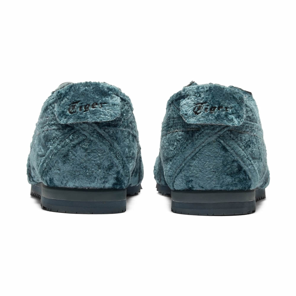 (Grand Shark Blue) MEXICO 66 SD Velvet Shoes
