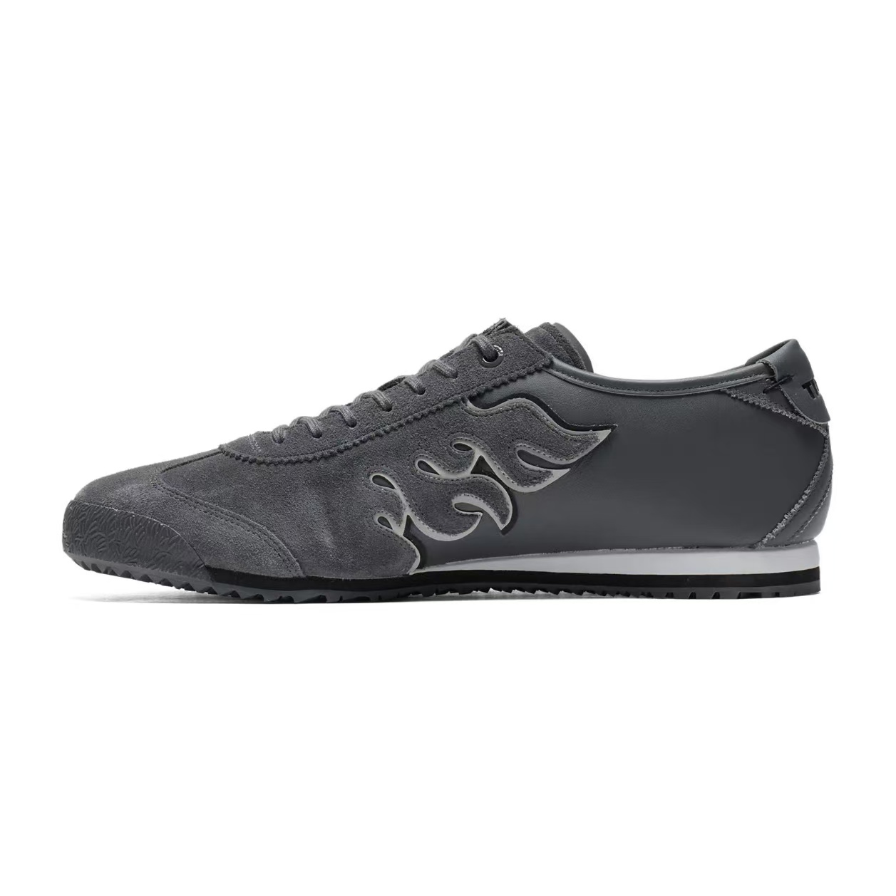 (Carrier Grey/ Black) Mexico 66 SD Shoes