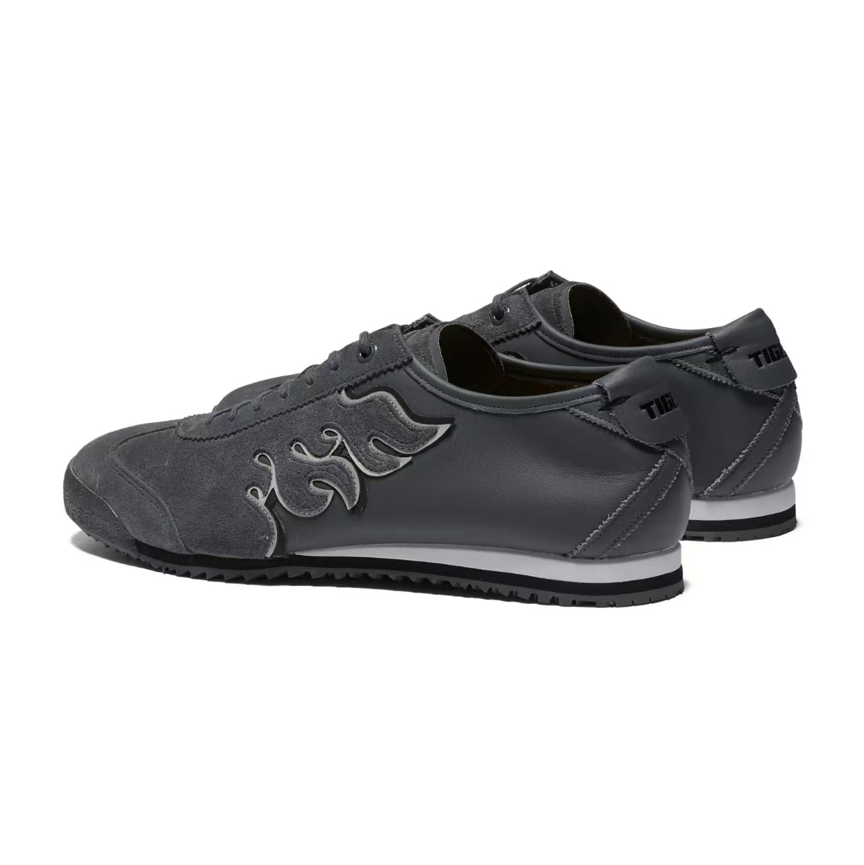 (Carrier Grey/ Black) Mexico 66 SD Shoes