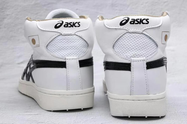 (White/ Black) Mid Runner (Japan) Shoes - Click Image to Close