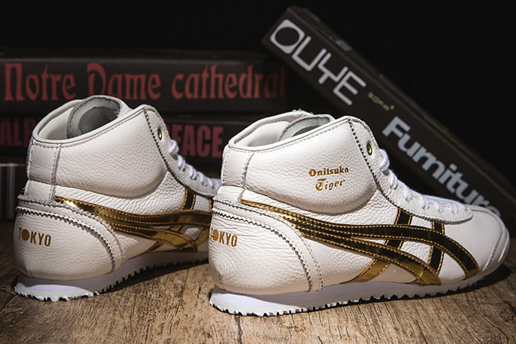 (White/ Gold) Onitsuka Tiger Mid Runner Shoes