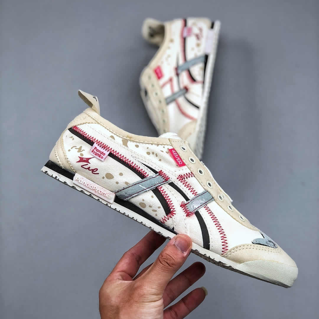 Mexico 66 (Panda Prank Custom/ Qiaoxi) Slip On Shoes