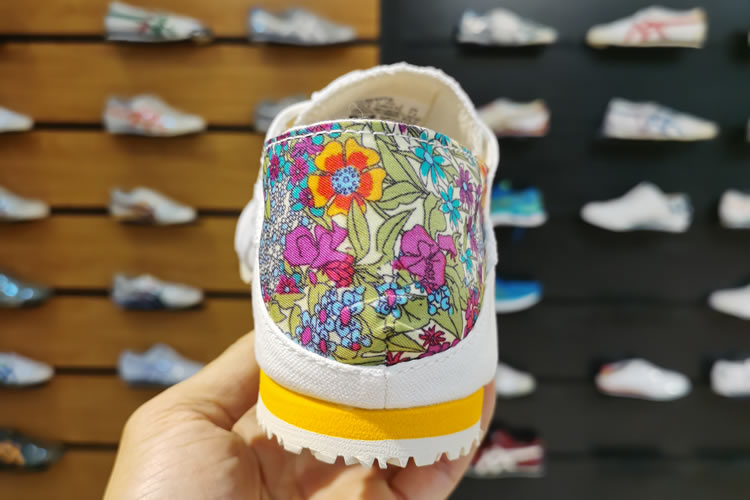 (Floral White) MEXICO 66 Paraty Shoes