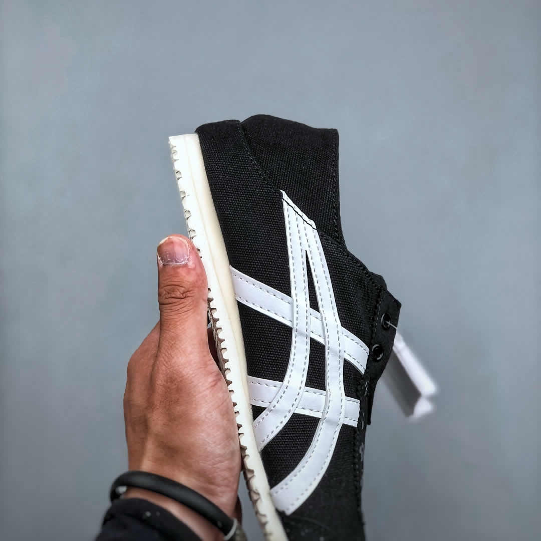 (Black/ White) Mexico 66 Paraty Shoes