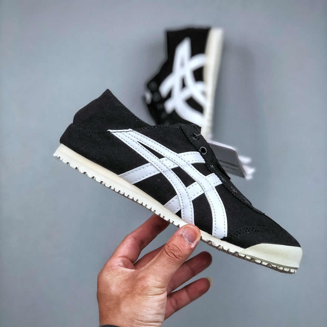 (Black/ White) Mexico 66 Paraty Shoes