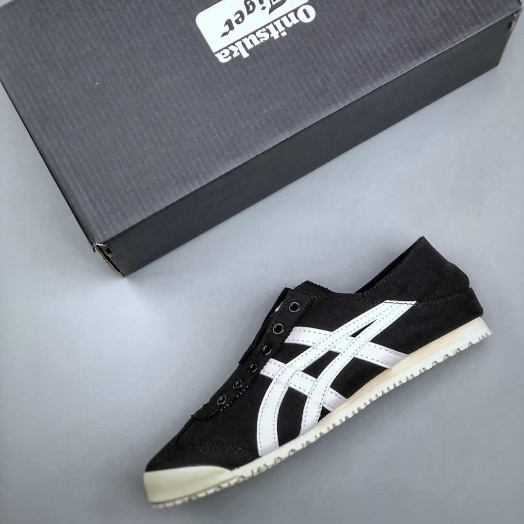 (Black/ White) Mexico 66 Paraty Shoes