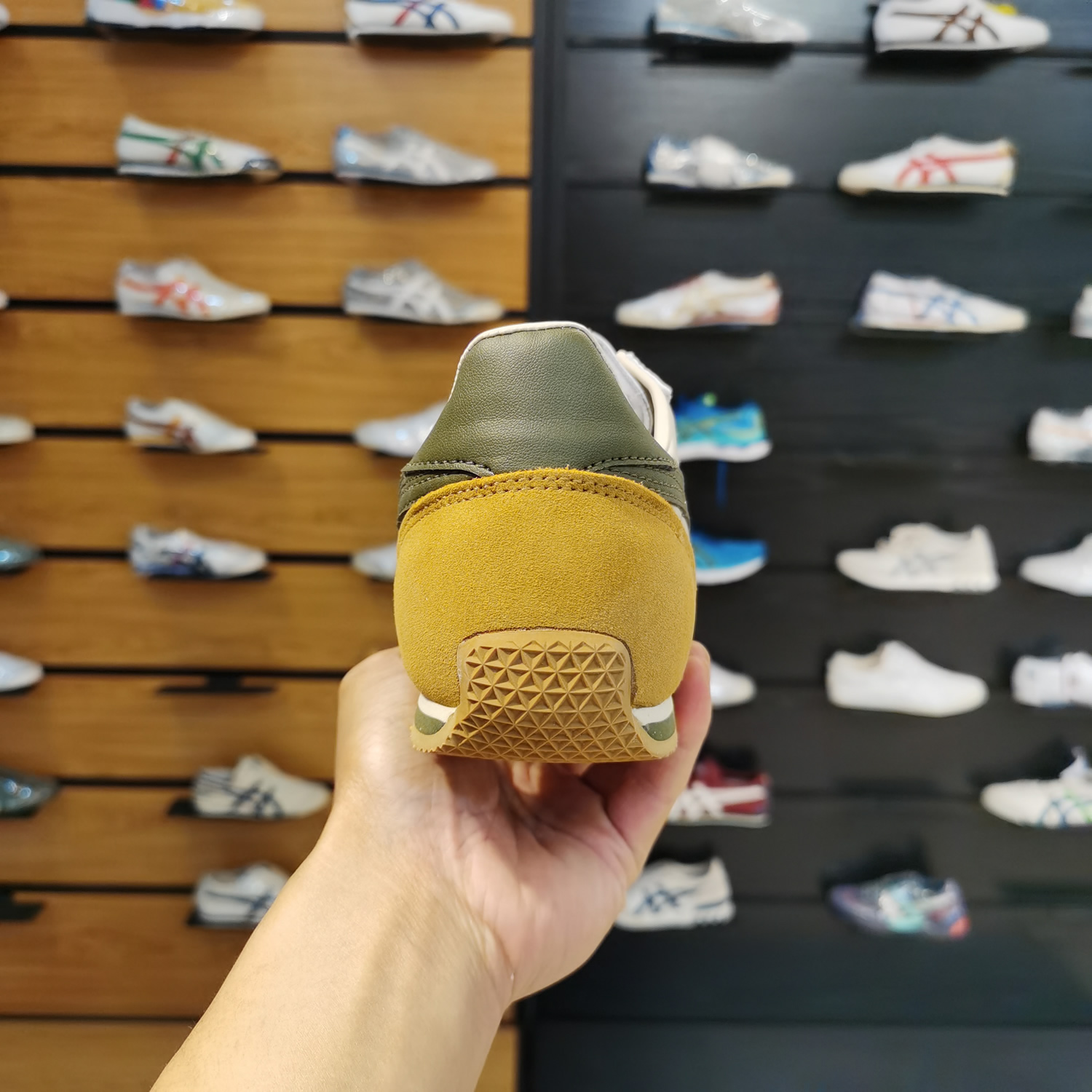 (White/ Green/ Gold) Runspark Shoes