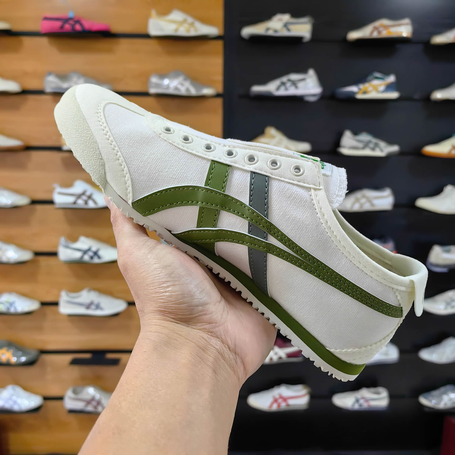 (Cream/ Green) Mexico 66 Slip On Shoes