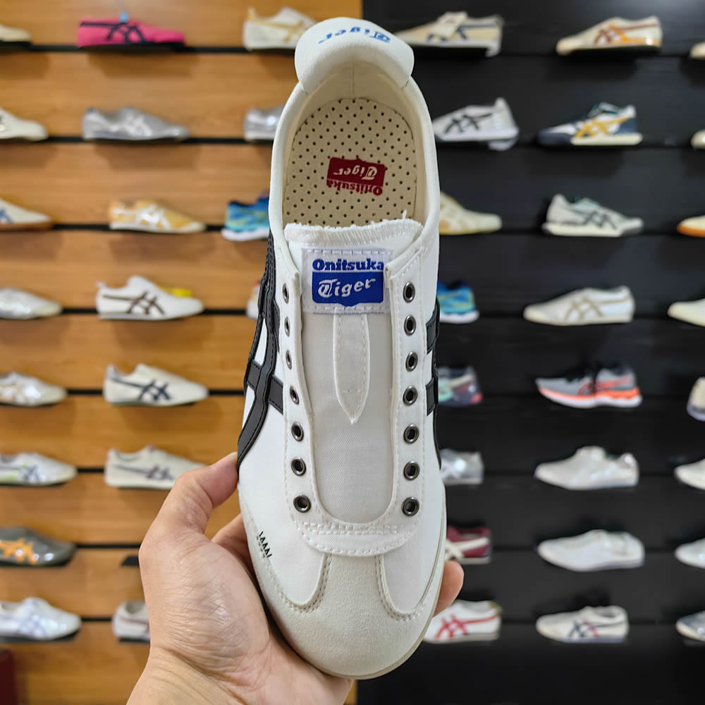(White/ Black) Mexico 66 Slip On Shoes