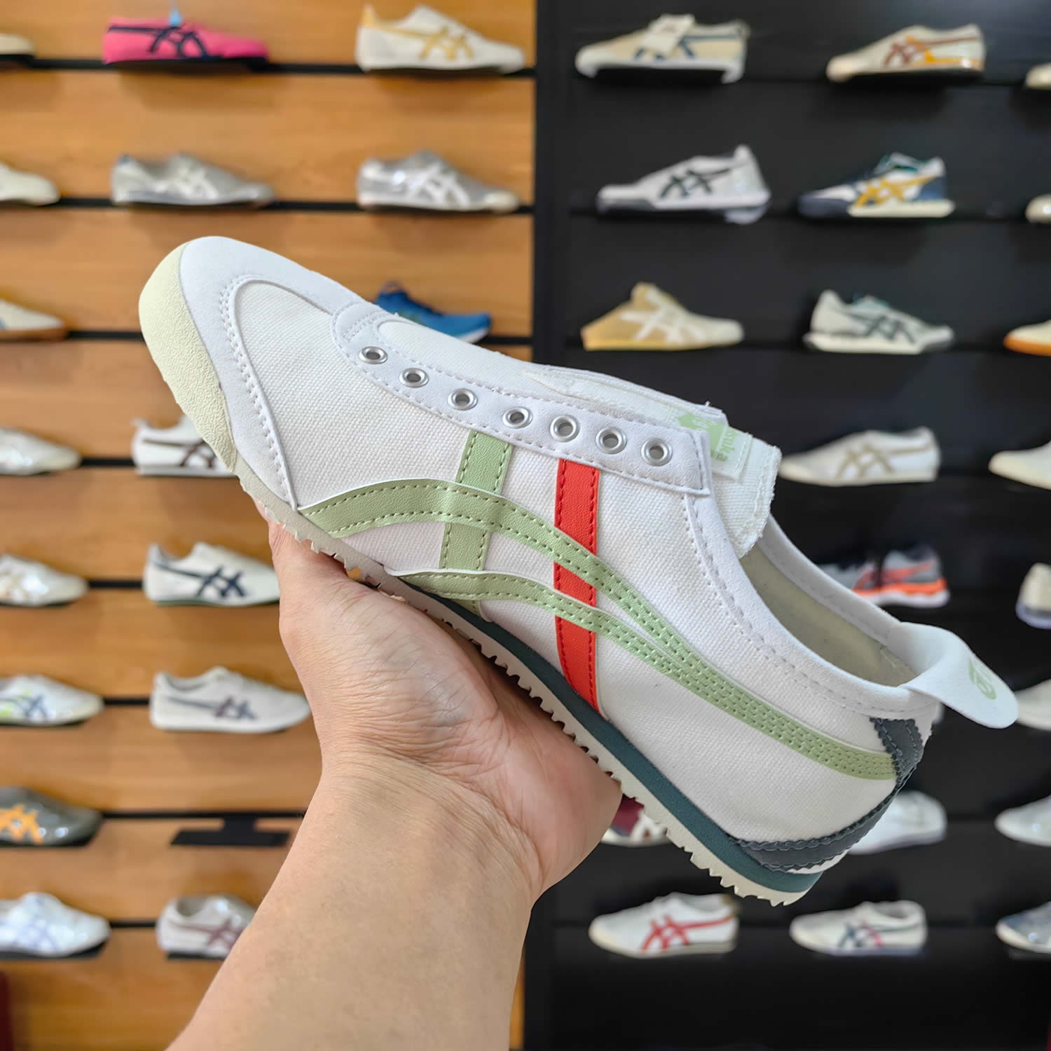 (White/ Jade) Mexico 66 Slip On Shoes