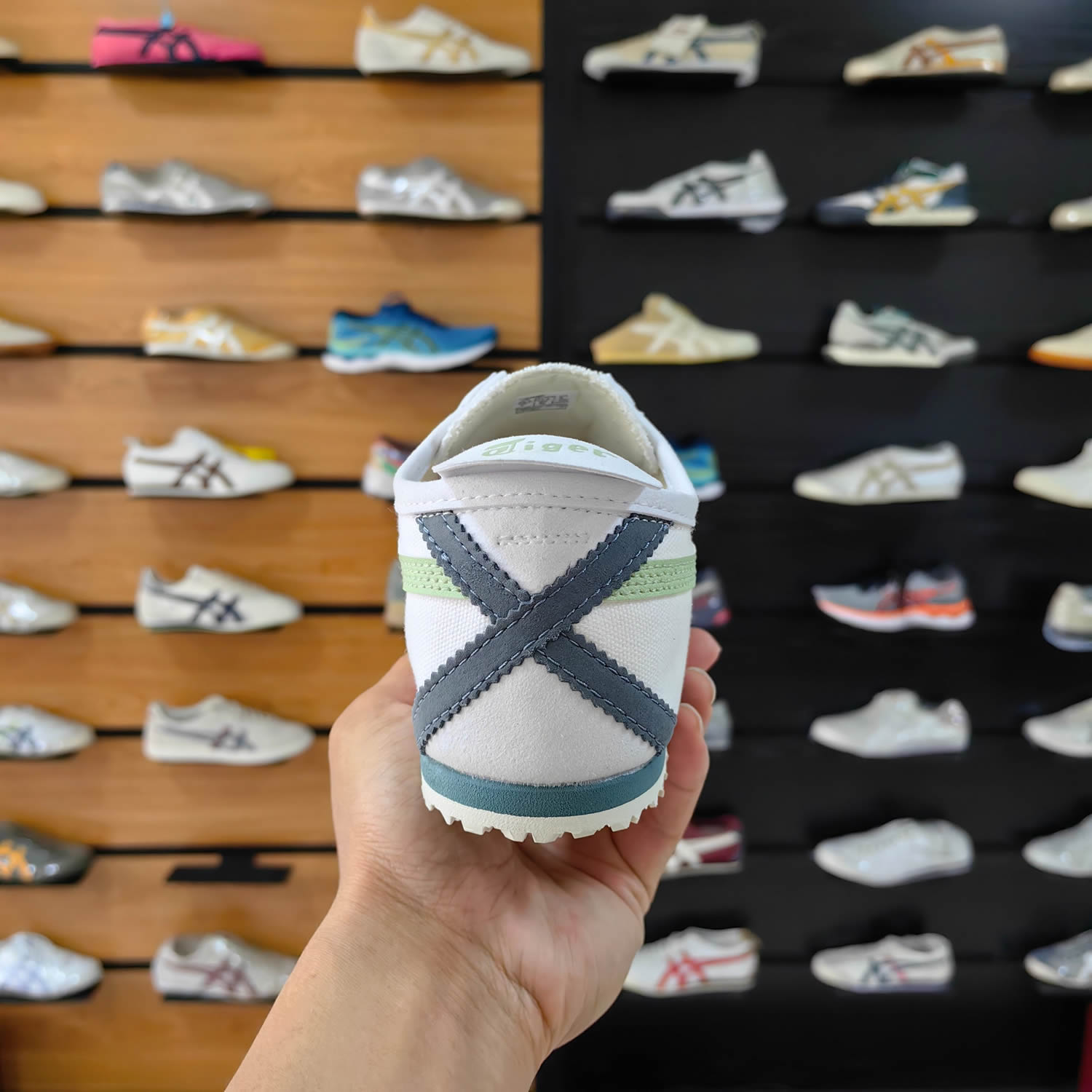 (White/ Jade) Mexico 66 Slip On Shoes