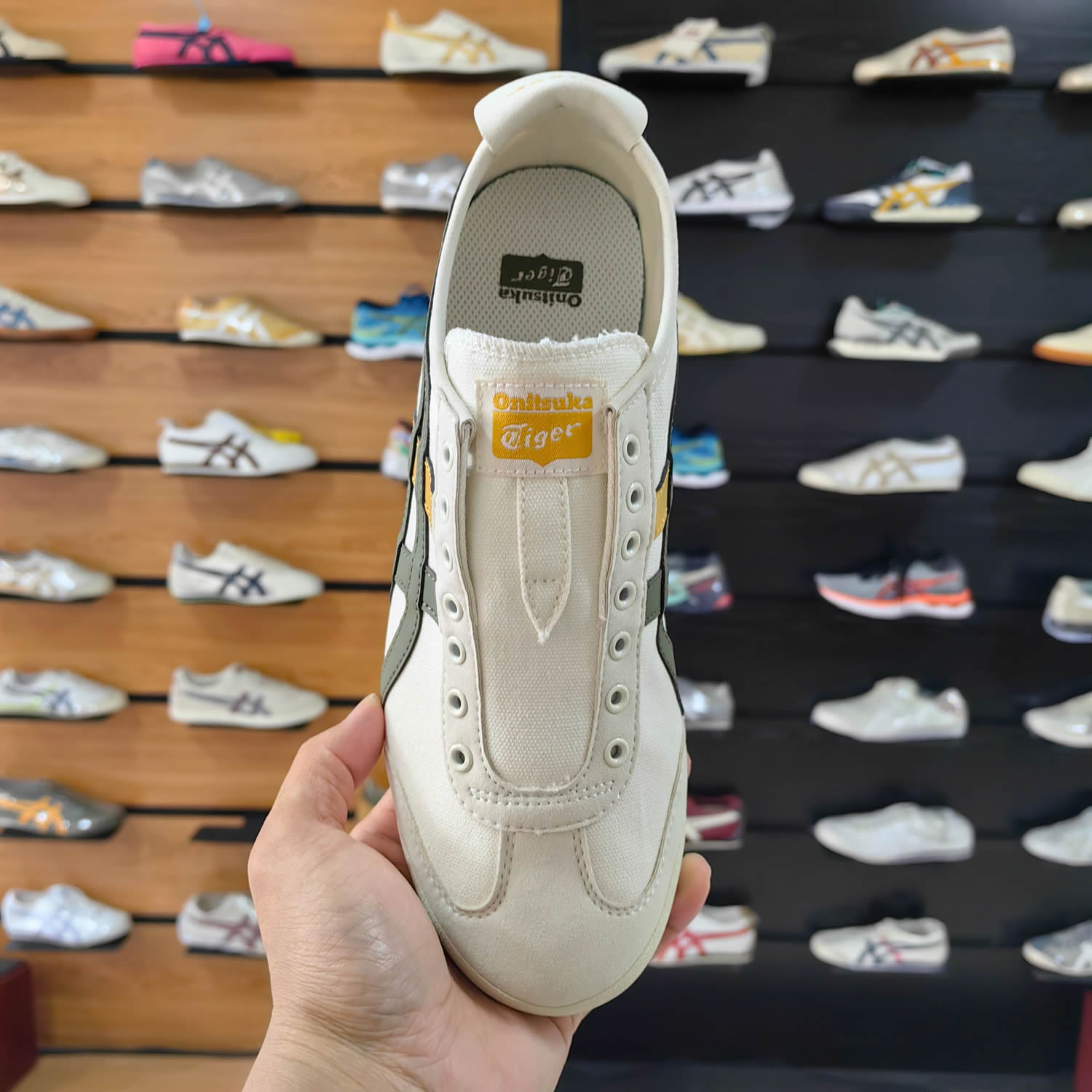 (Birch/ Moss) Mexico 66 Slip On Shoes