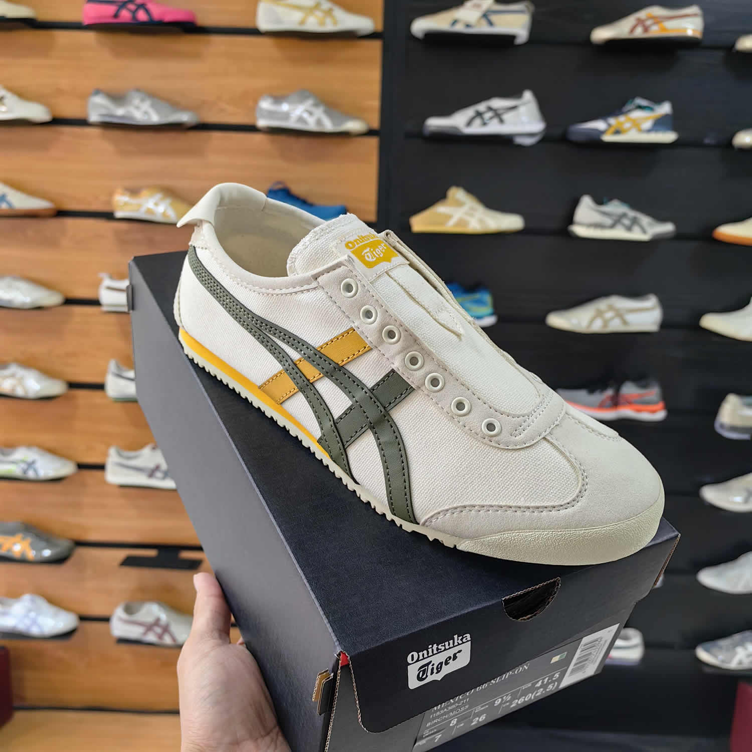 (Birch/ Moss) Mexico 66 Slip On Shoes