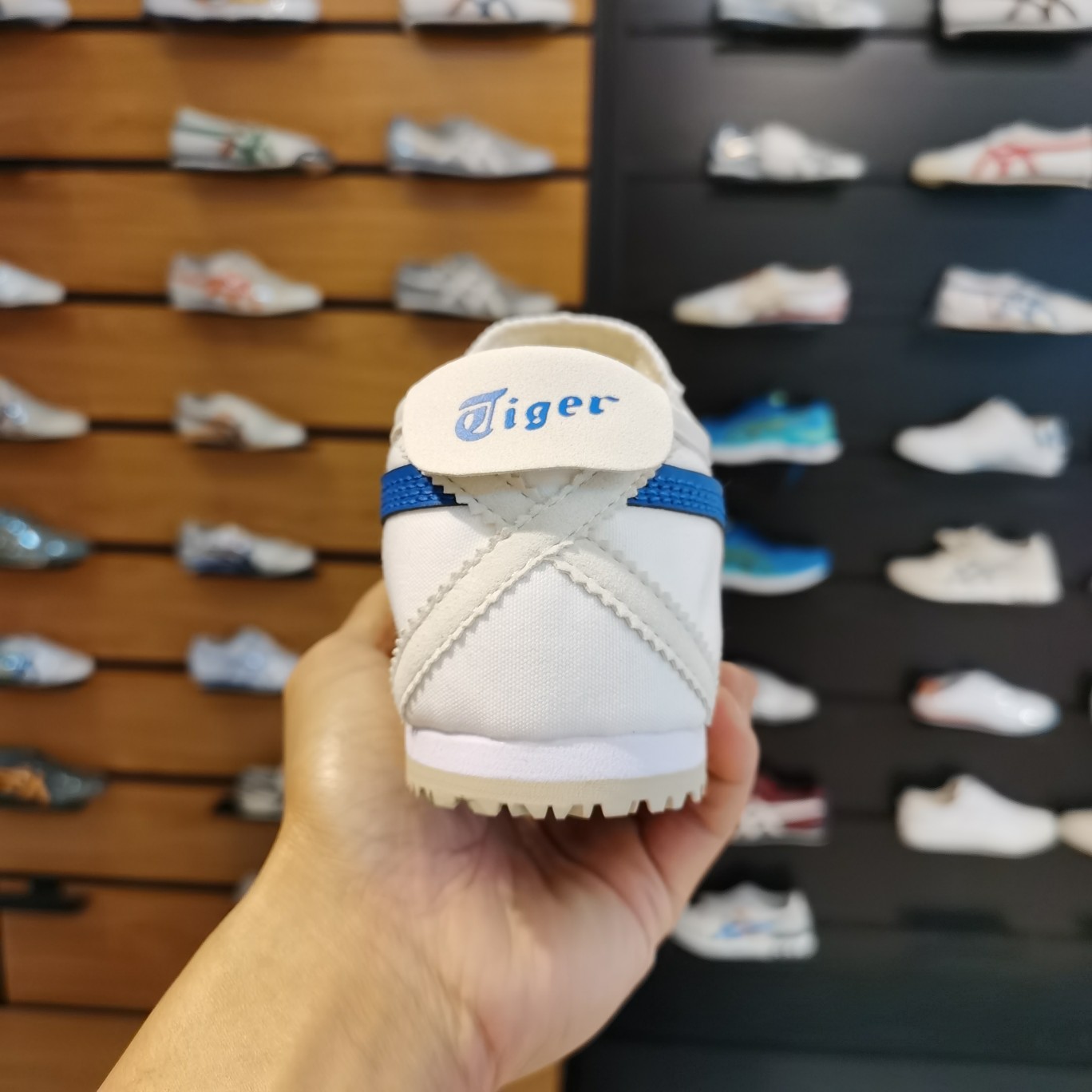 (White/ TriColor) Mexico 66 Slip On Shoes