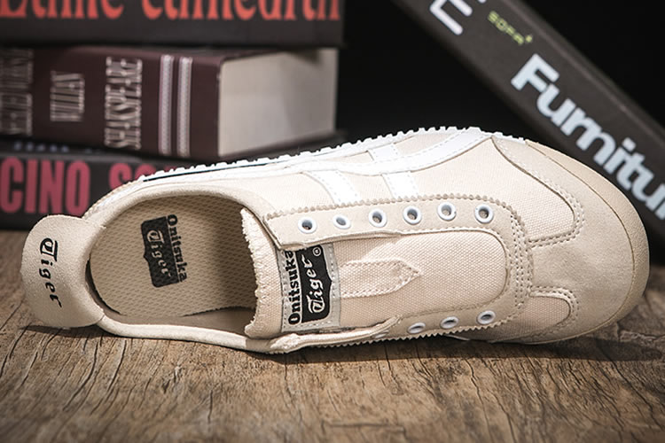 onitsuka white slip on