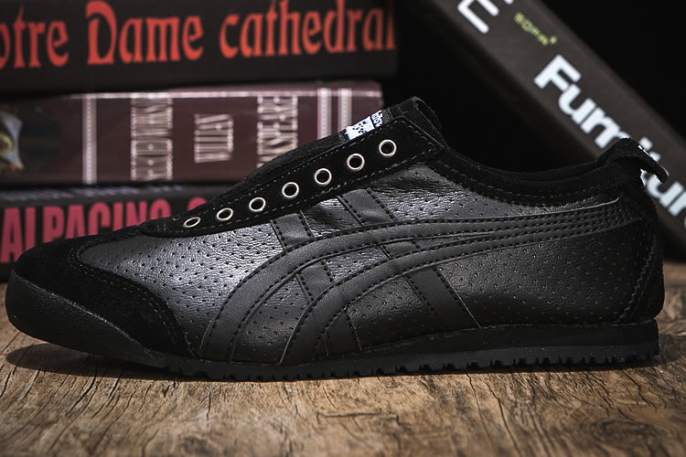 Onitsuka Tiger SLIP ON (Black/ Black) Shoes