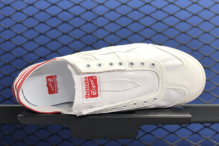 (White/ Red) MEXICO 66 SLIP ON Shoes