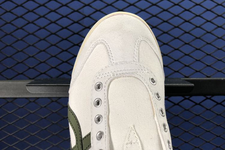 (White/ Lichen Green) MEXICO 66 SLIP ON Shoes