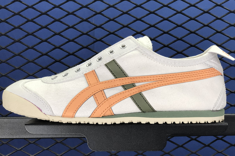 onitsuka white slip on