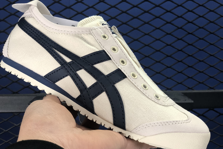 (Birch/ Midnight) MEXICO 66 SLIP-ON Shoes [1183A360-205] : Onitsuka Tiger