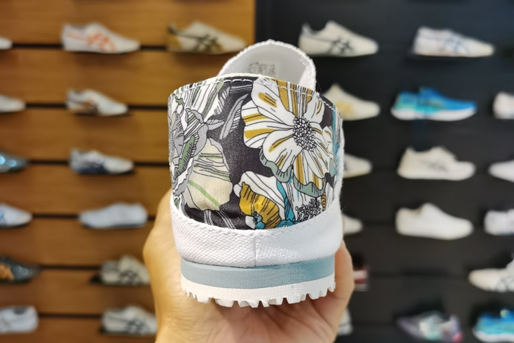 (White/ Printing) Onitsuka Tiger Mexico 66 Slip On Shoes