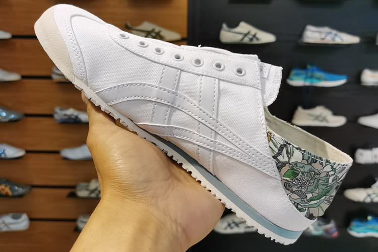 (White/ Printing) Onitsuka Tiger Mexico 66 Slip On Shoes