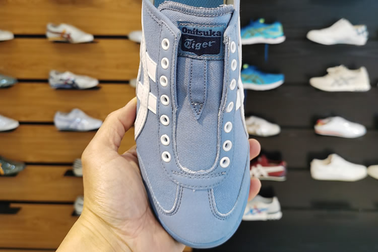 (Blue Heaven/ White) Mexico 66 Slip On Shoes
