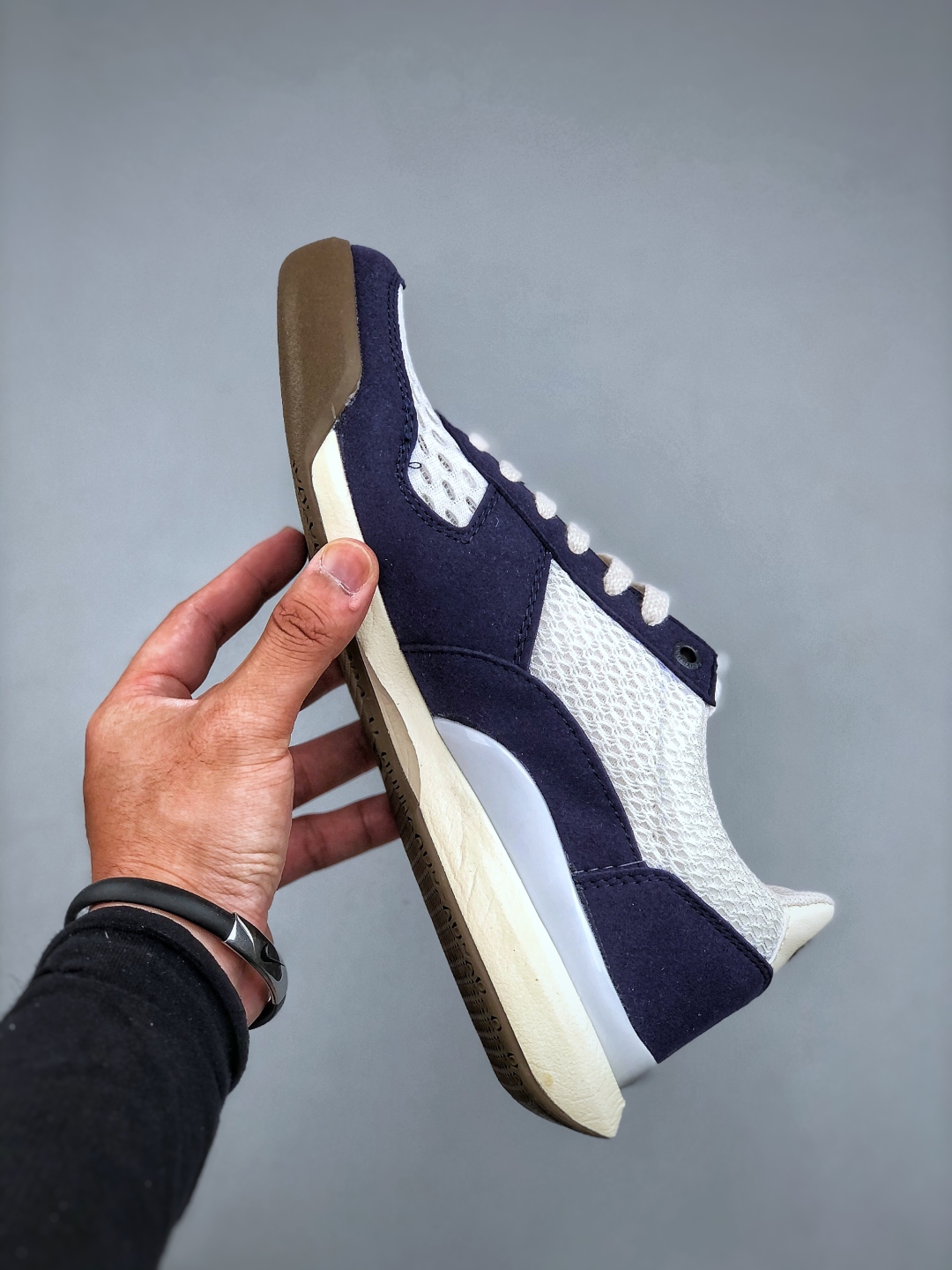 (Cream/ Vermillion/ Tomato) Ultimate 81 EX Shoes