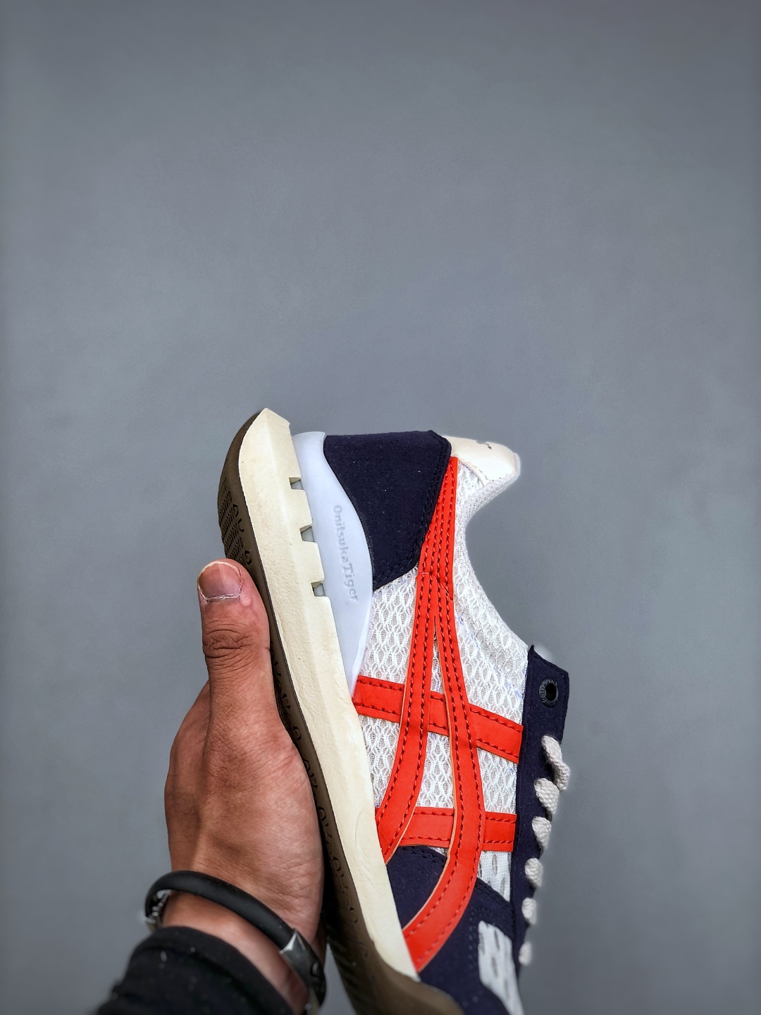 (Cream/ Vermillion/ Tomato) Ultimate 81 EX Shoes